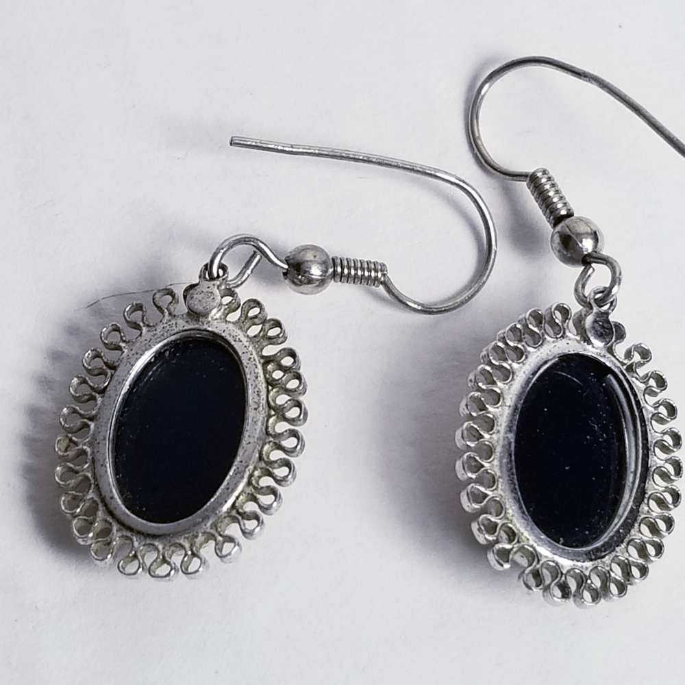 Vintage Sterling Silver cameo earrings - Picture 5 of 6